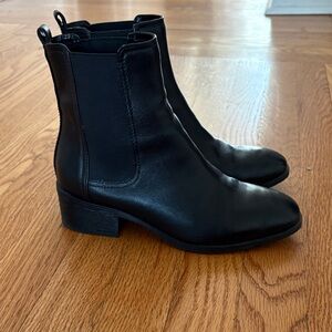 Kenneth Cole Reaction Salt Chelsea Boot -Black Leather- 7.5